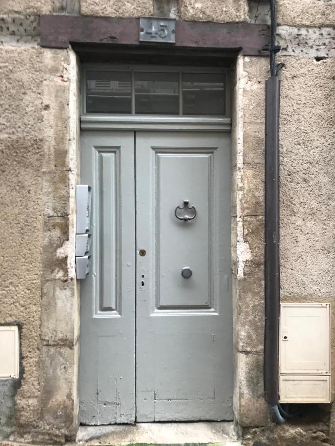 La Loge 45 Au Coeur Du Centre Historique De Rodez Apartment Exterior photo
